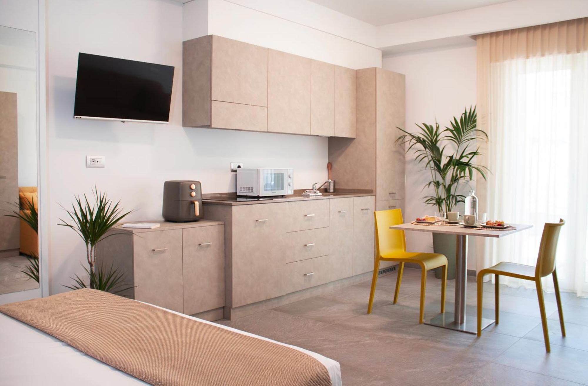 Nido Suite & Apartments เชเซนาติโก ภายนอก รูปภาพ